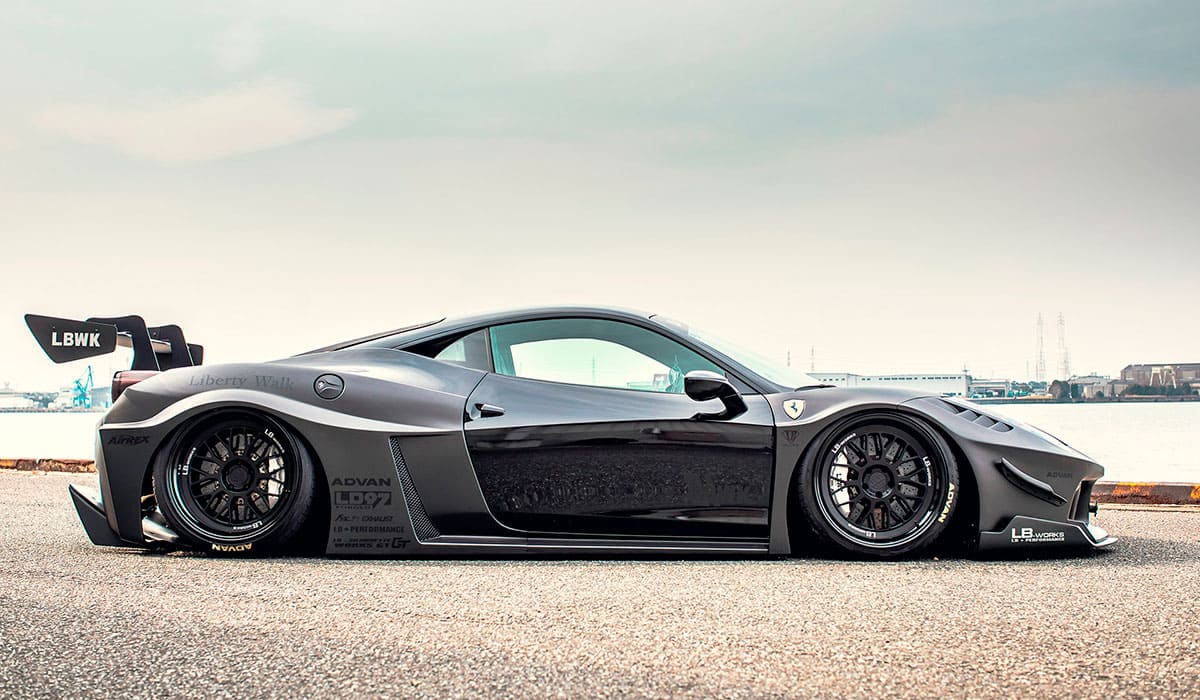 Обвес LB Silhouette Ferrari 458