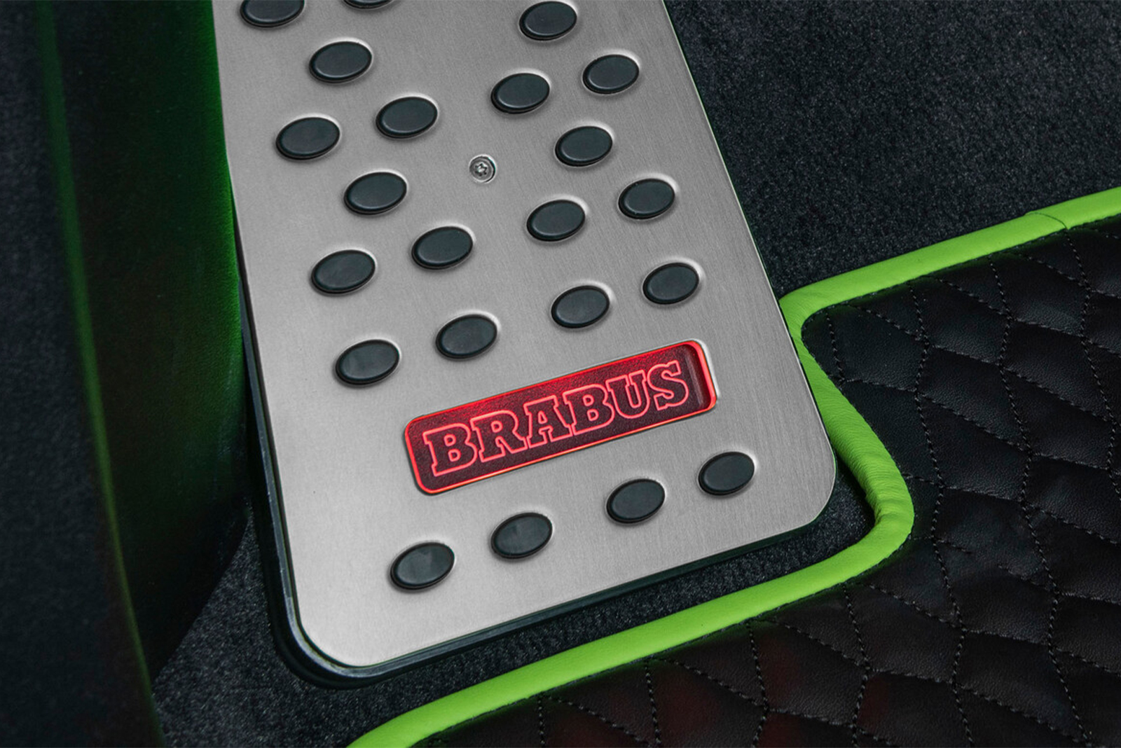 тюнинг обвес BRABUS Porsche Taycan Turbo S 2023 2022 2021