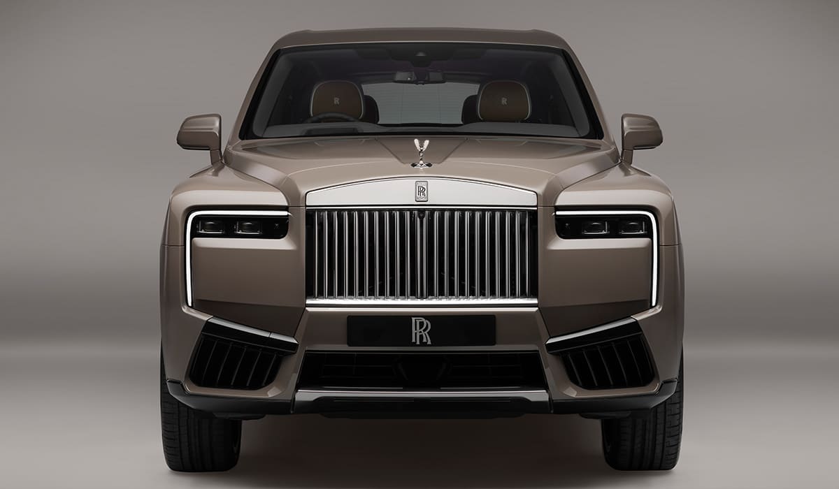 Рестайлинг Rolls-Royce Cullinan (2018 - 2024) в 2025 модельный год