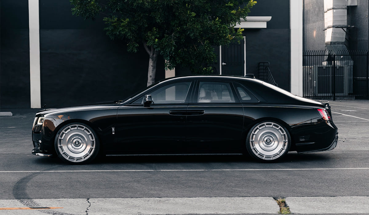 Обвес Urban Automotive Ghost II 2024 2023 2022 2021 2020