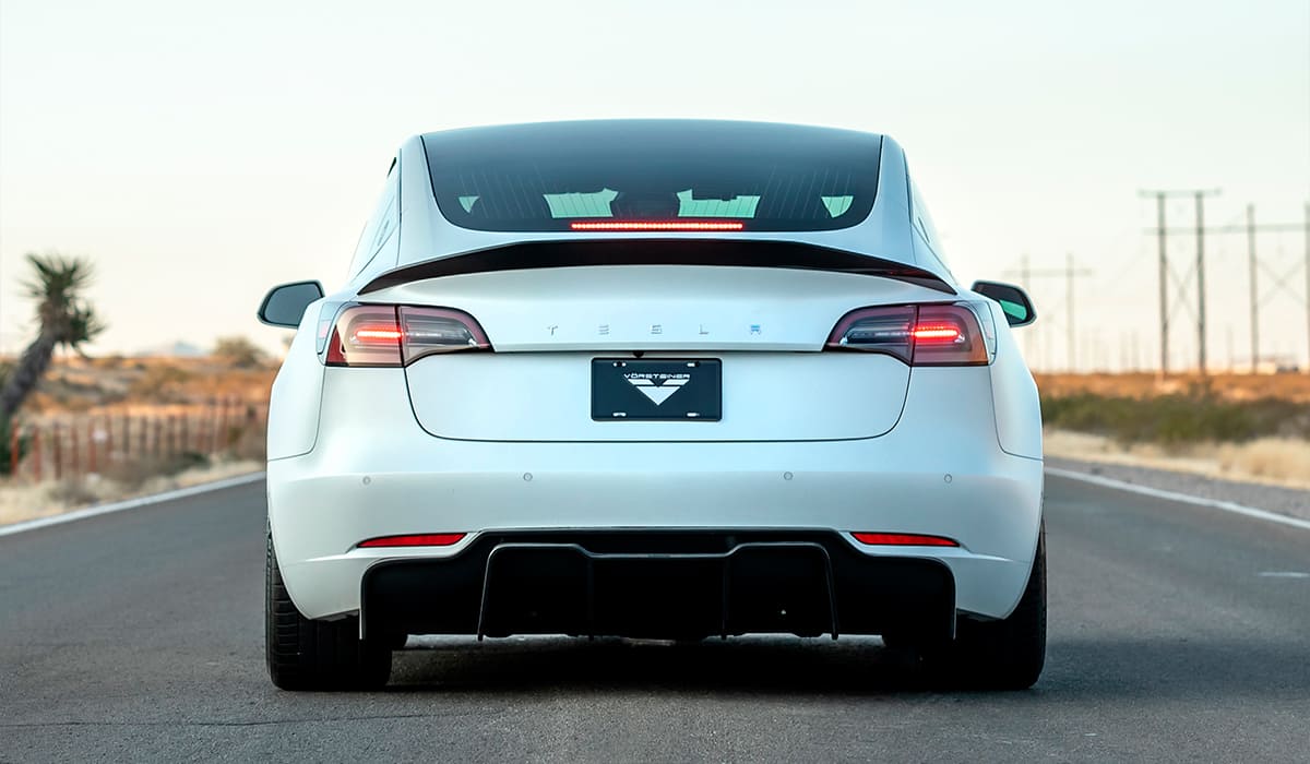 Обвес Vorsteiner Tesla Model 3 2023 2022 2021 2020 2019