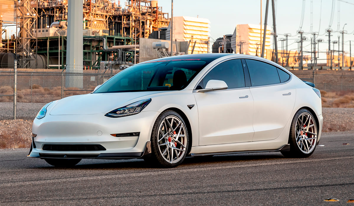 Обвес Vorsteiner Tesla Model 3 2023 2022 2021 2020 2019