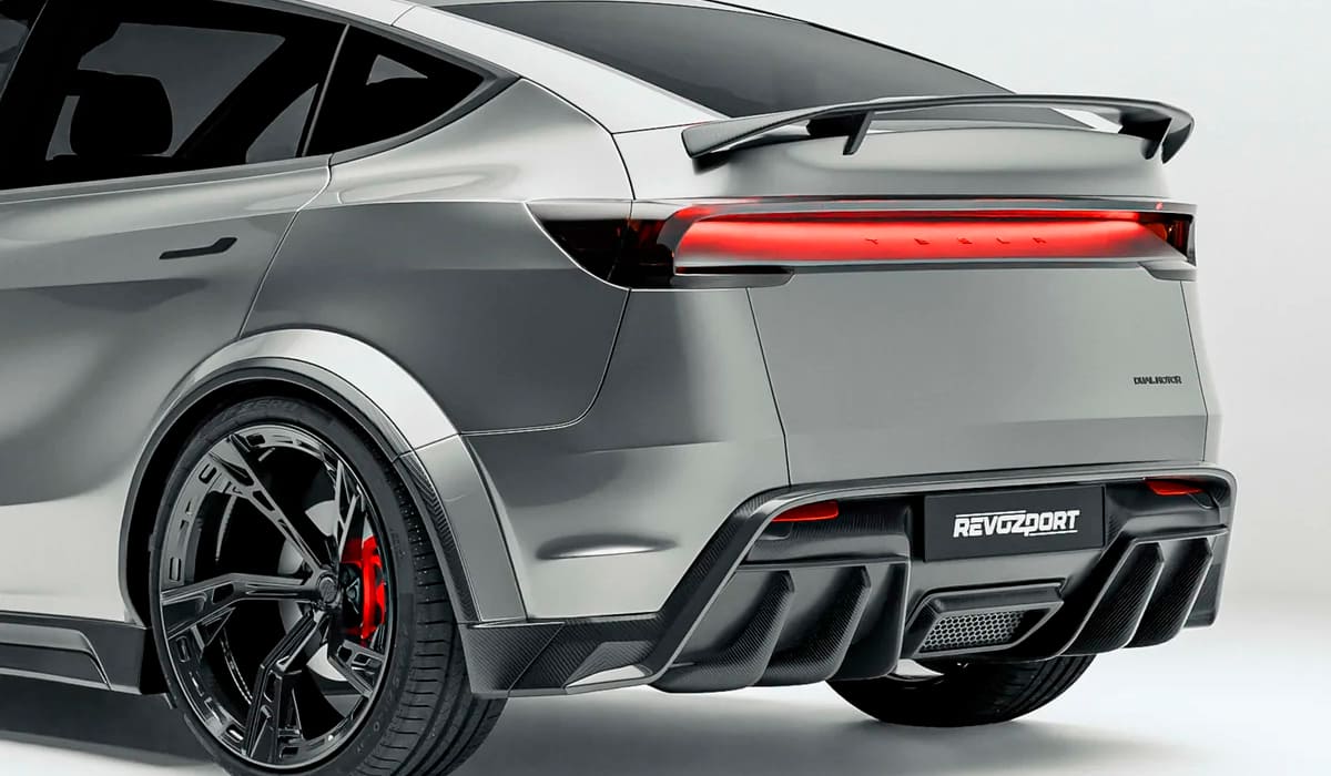 Обвес Revozport Tesla Model Y 2027 2026 2025