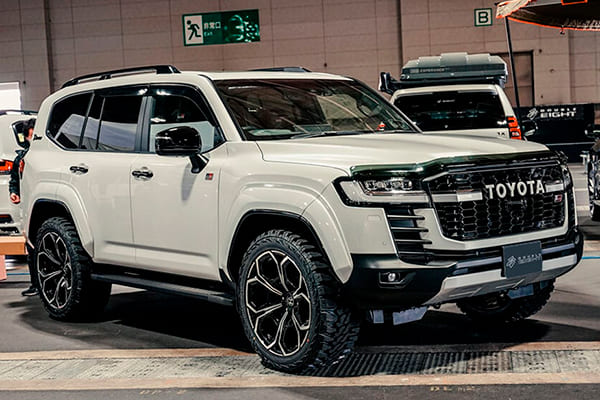 тюнинг обвес Double Eight Toyota Land Cruiser 300 2025 2024 2023 2022 2021