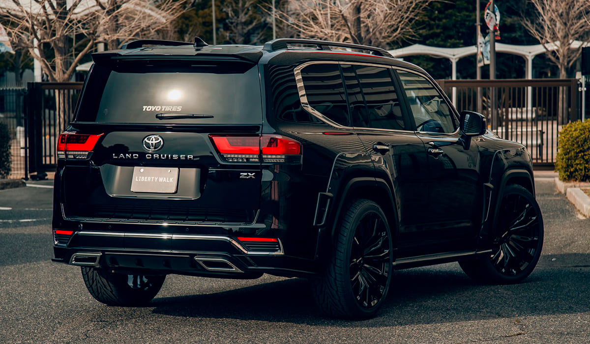 Обвес Liberty Walk Toyota Land Cruiser 300 2025 2024 2023 2022 2021