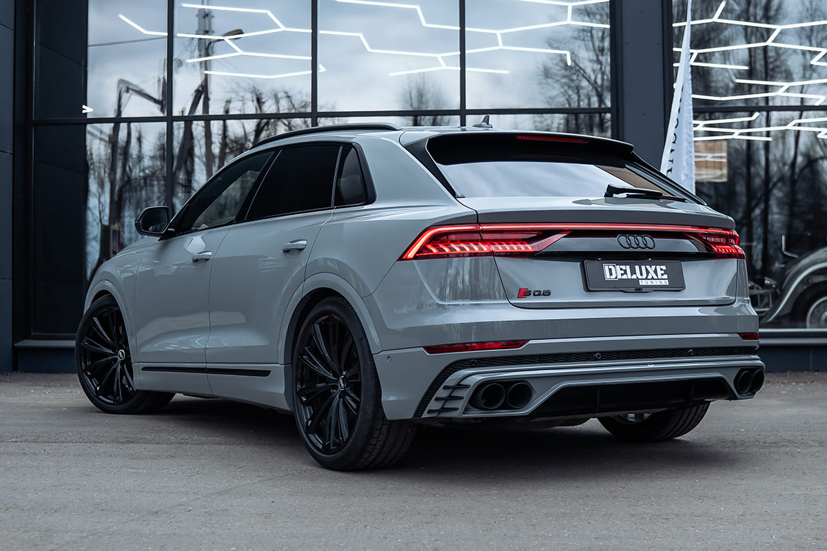 Установленный обвес ABT Sportsline Audi SQ8 4M
