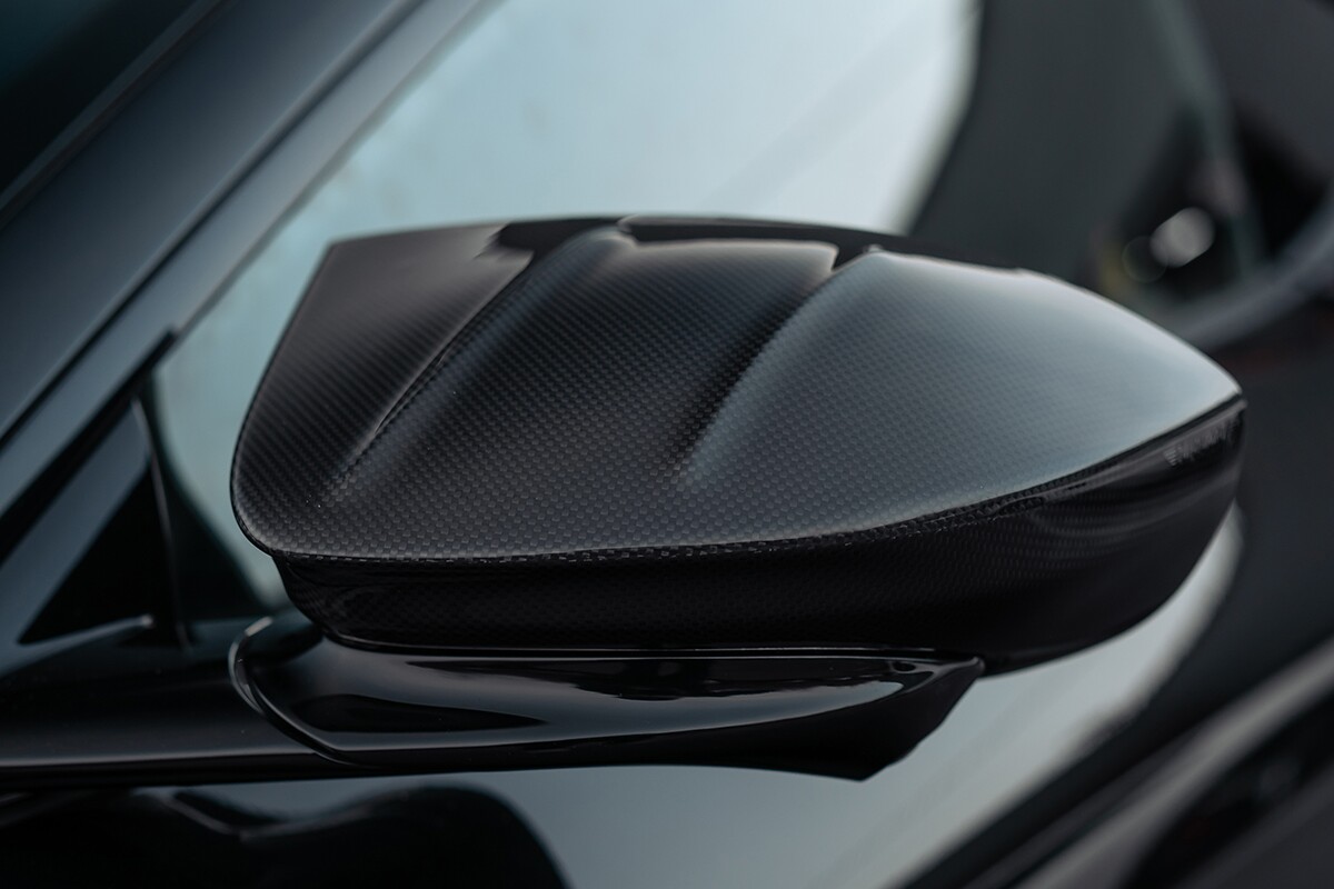 Установленный обвес Mansory Ferrari Roma