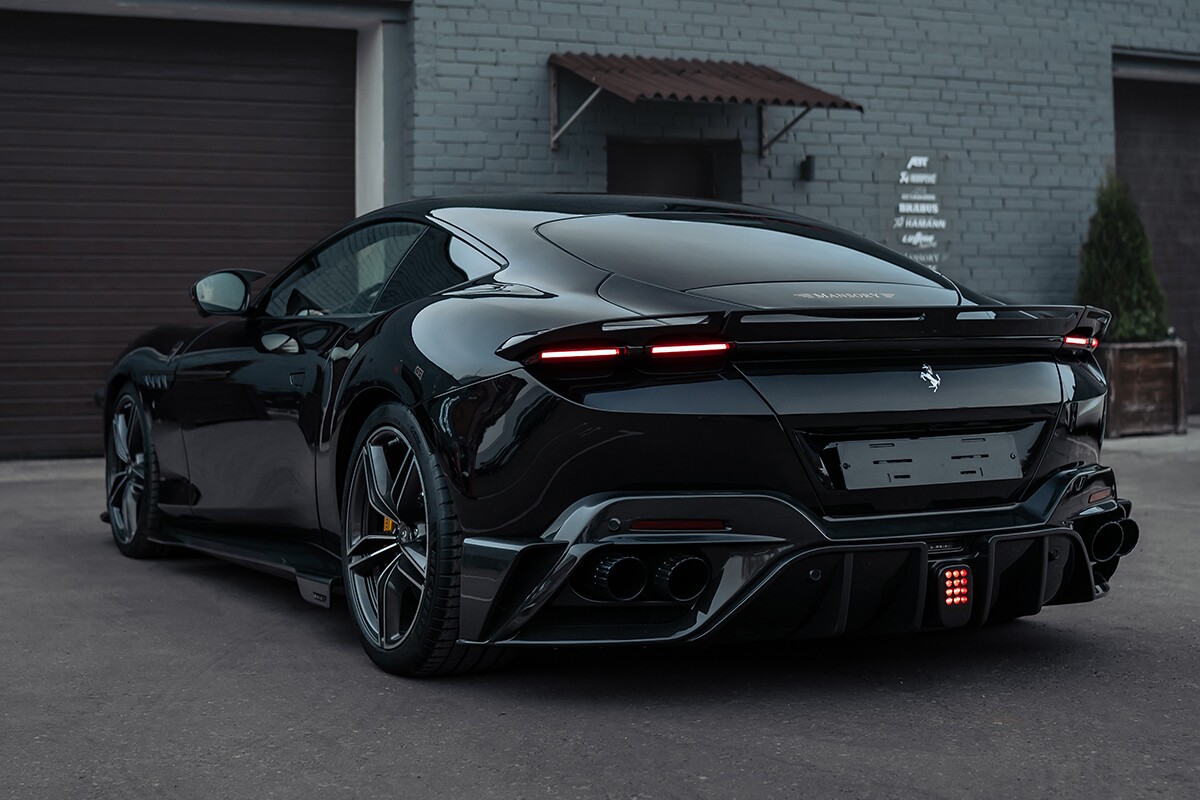 Установленный обвес Mansory Ferrari Roma