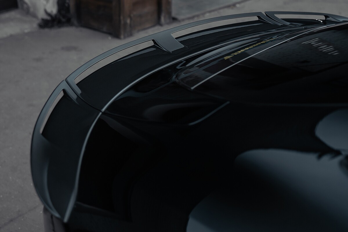 Установленный обвес Mansory Ferrari Roma