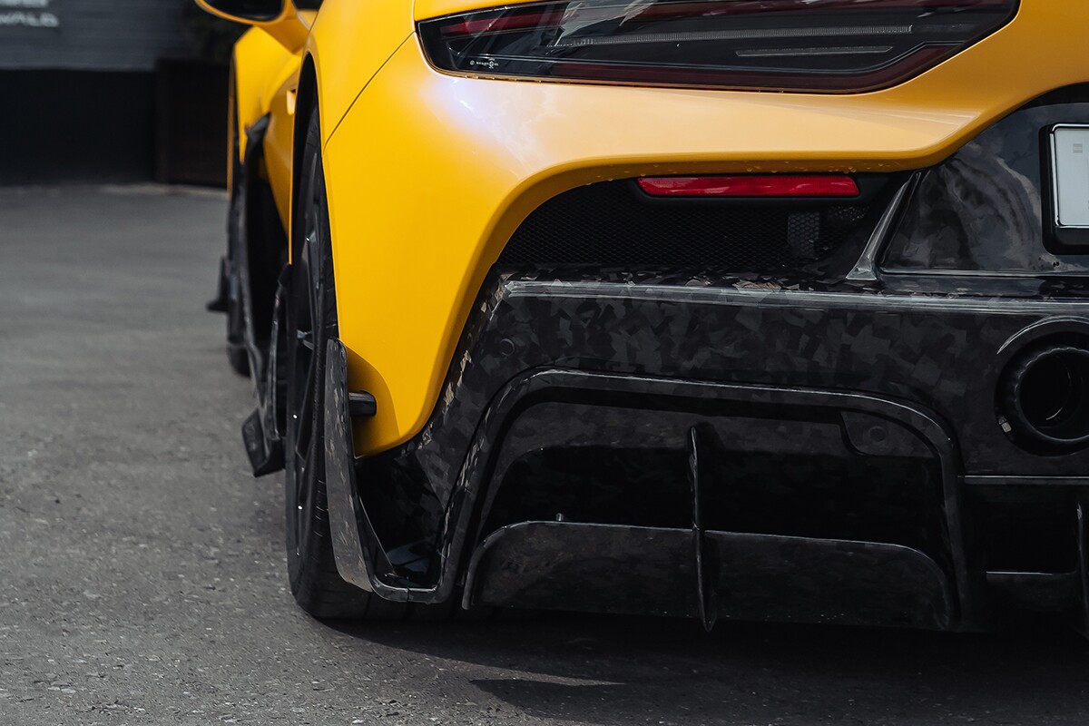 Установленный обвес Mansory Maserati MC20