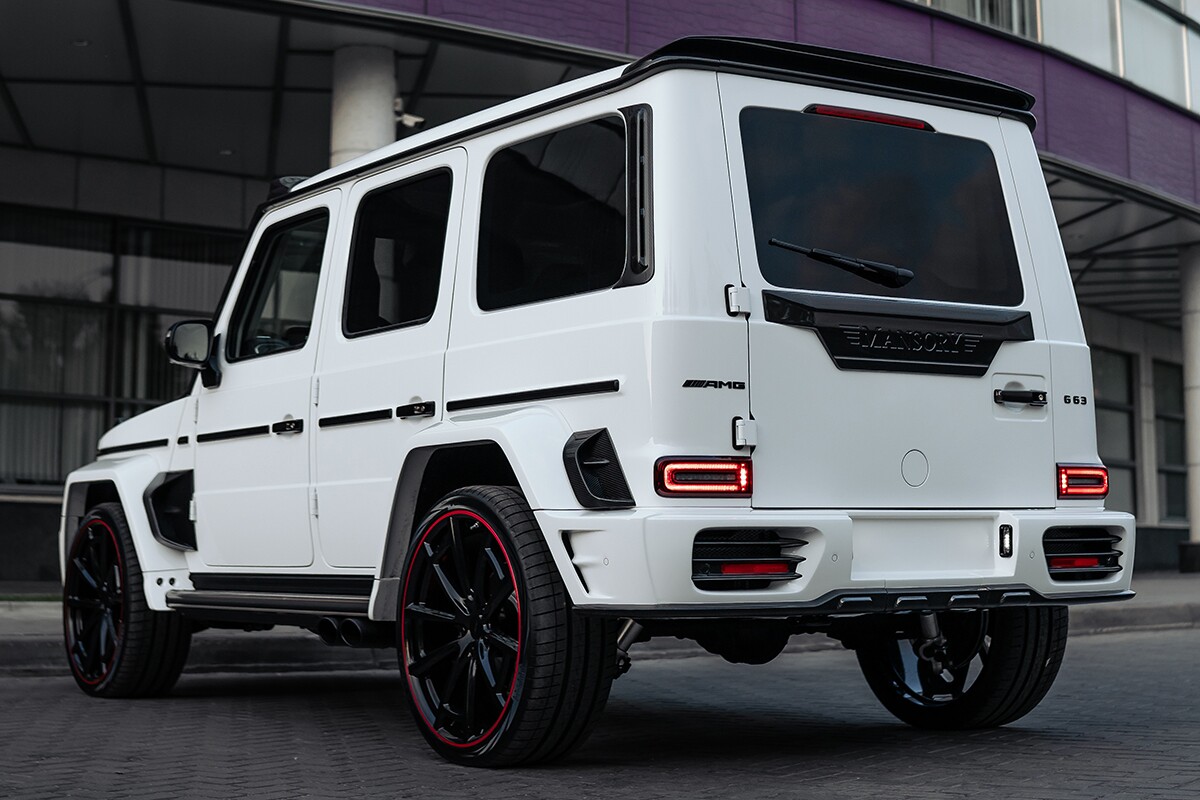 Установленный обвес Mansory Widebody Mercedes G63 W464