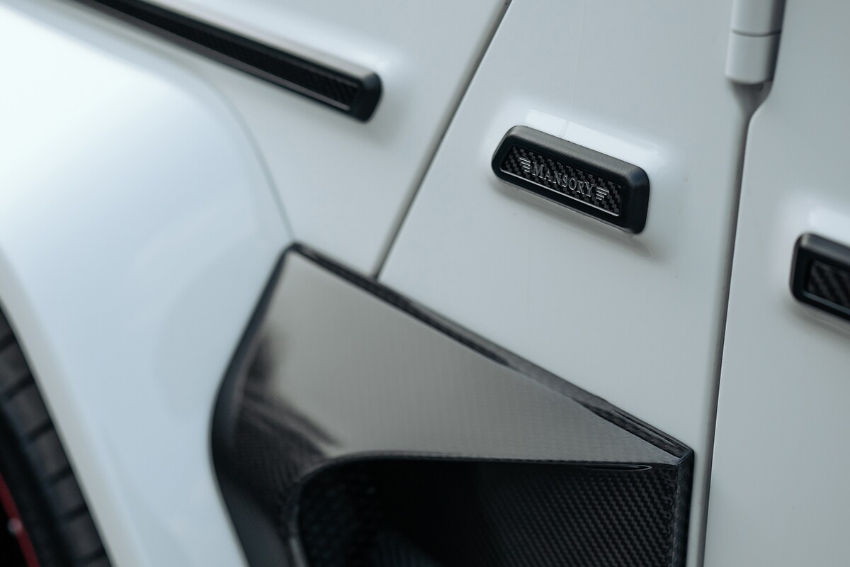 Установленный обвес Mansory Widebody Mercedes G63 W464