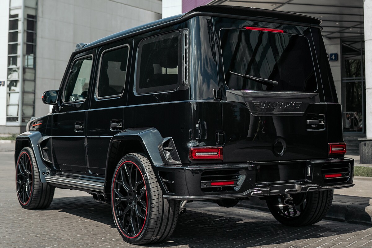 Установленный обвес Mansory Widebody Mercedes G63 W464