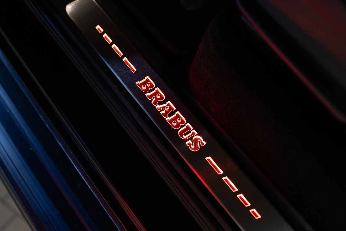 Установленный обвес BRABUS Widestar на Mercedes G63 W465