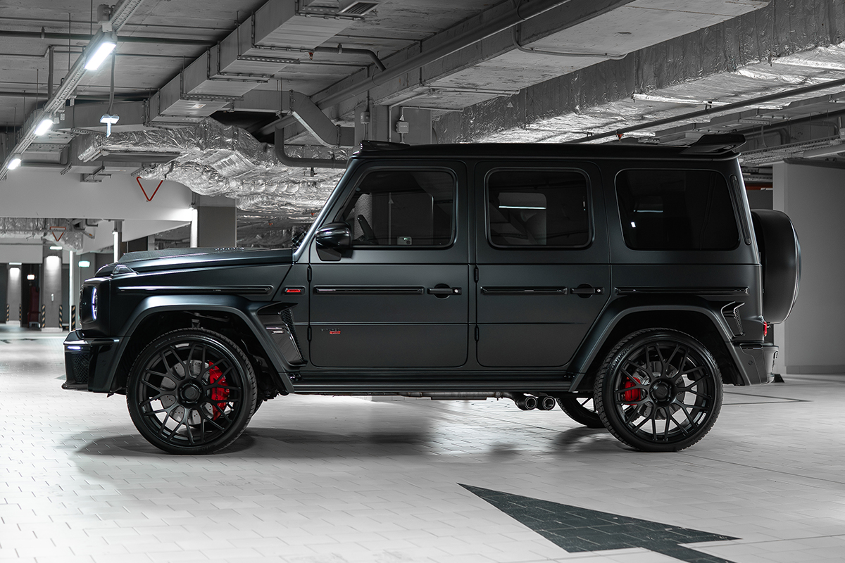 Установленный обвес BRABUS Widestar на Mercedes G63 W465