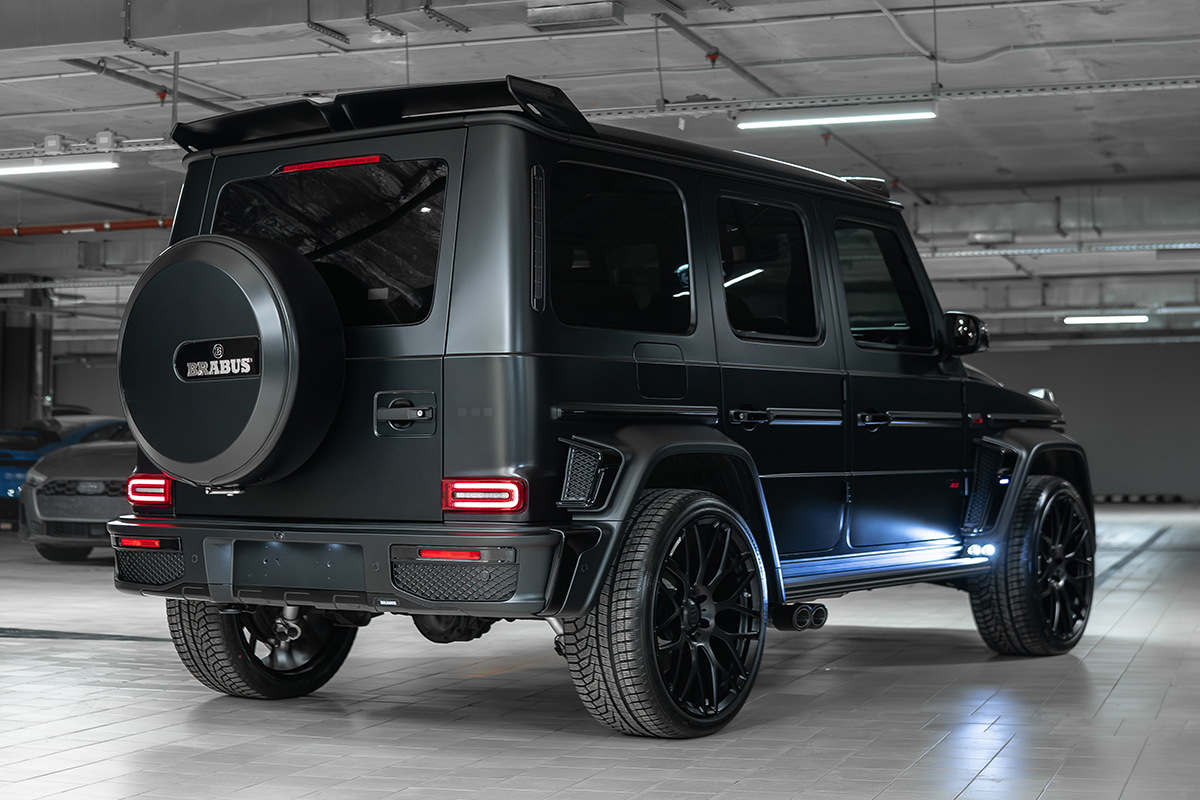 Установленный обвес BRABUS Widestar на Mercedes G63 W465