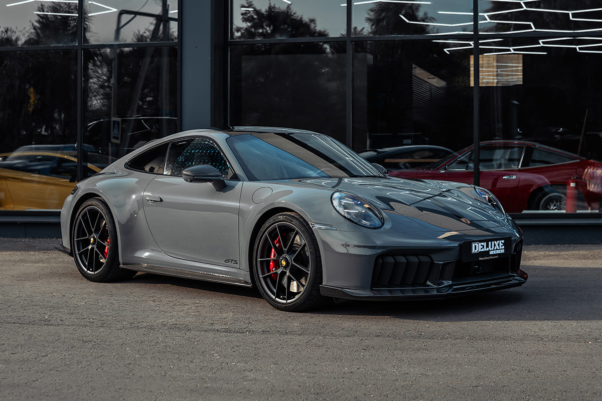 Установленный обвес Techart на Porsche 911 GTS 992.2
