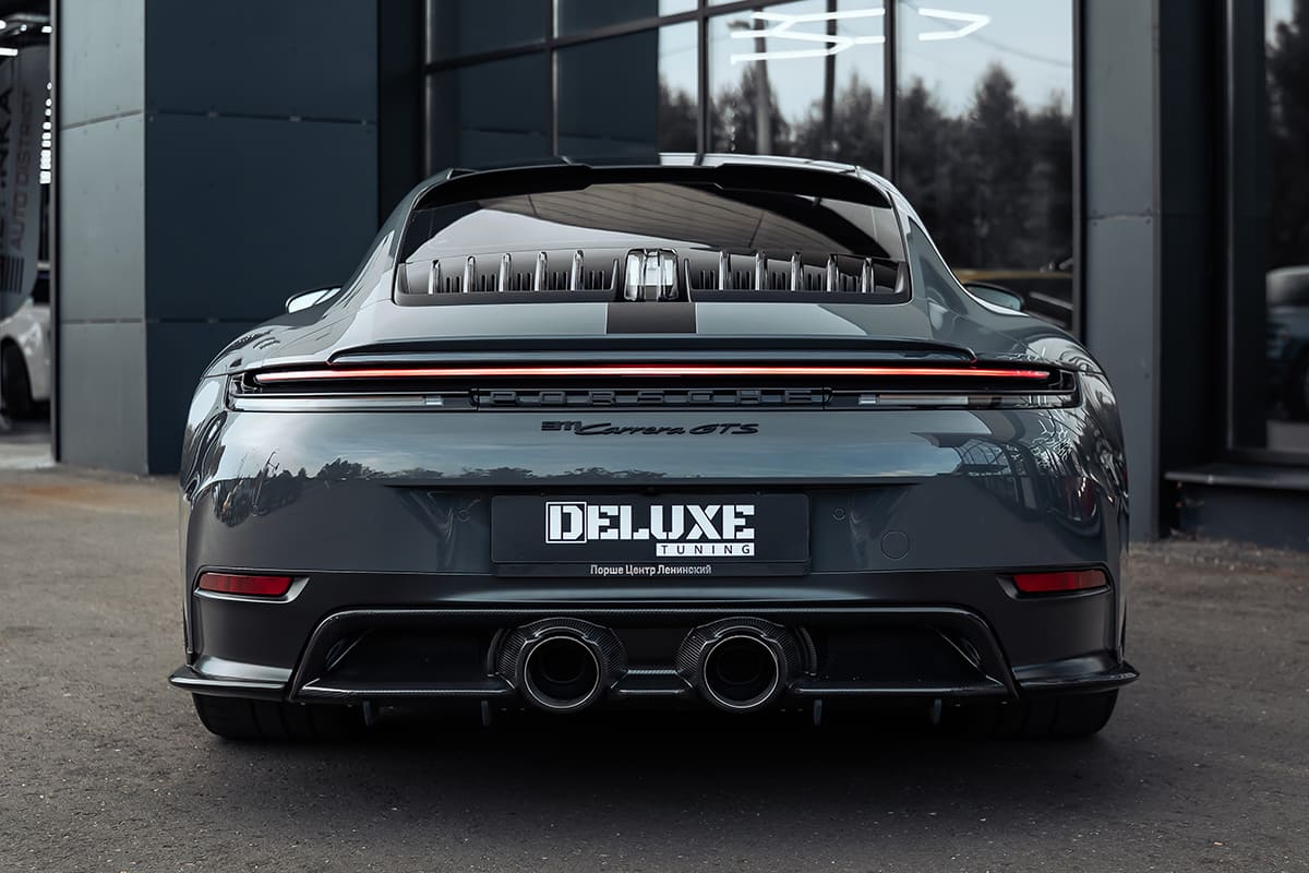 Установленный обвес Techart на Porsche 911 GTS 992.2