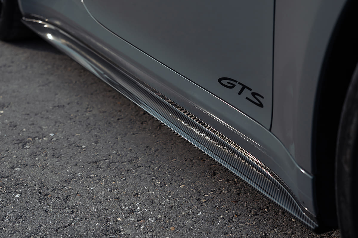 Установленный обвес Techart на Porsche 911 GTS 992.2