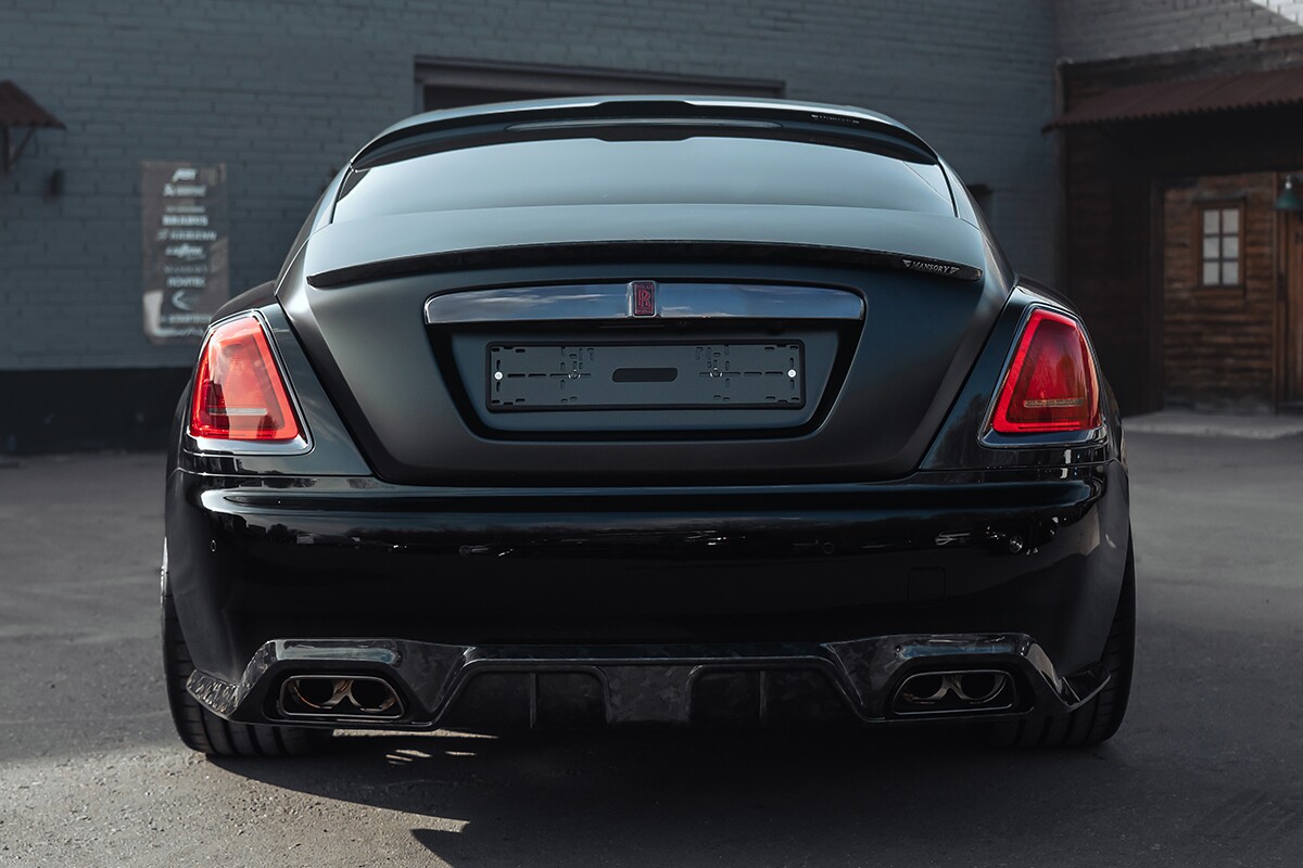 Установленный обвес Mansory Widebody Rolls-Royce Wraith