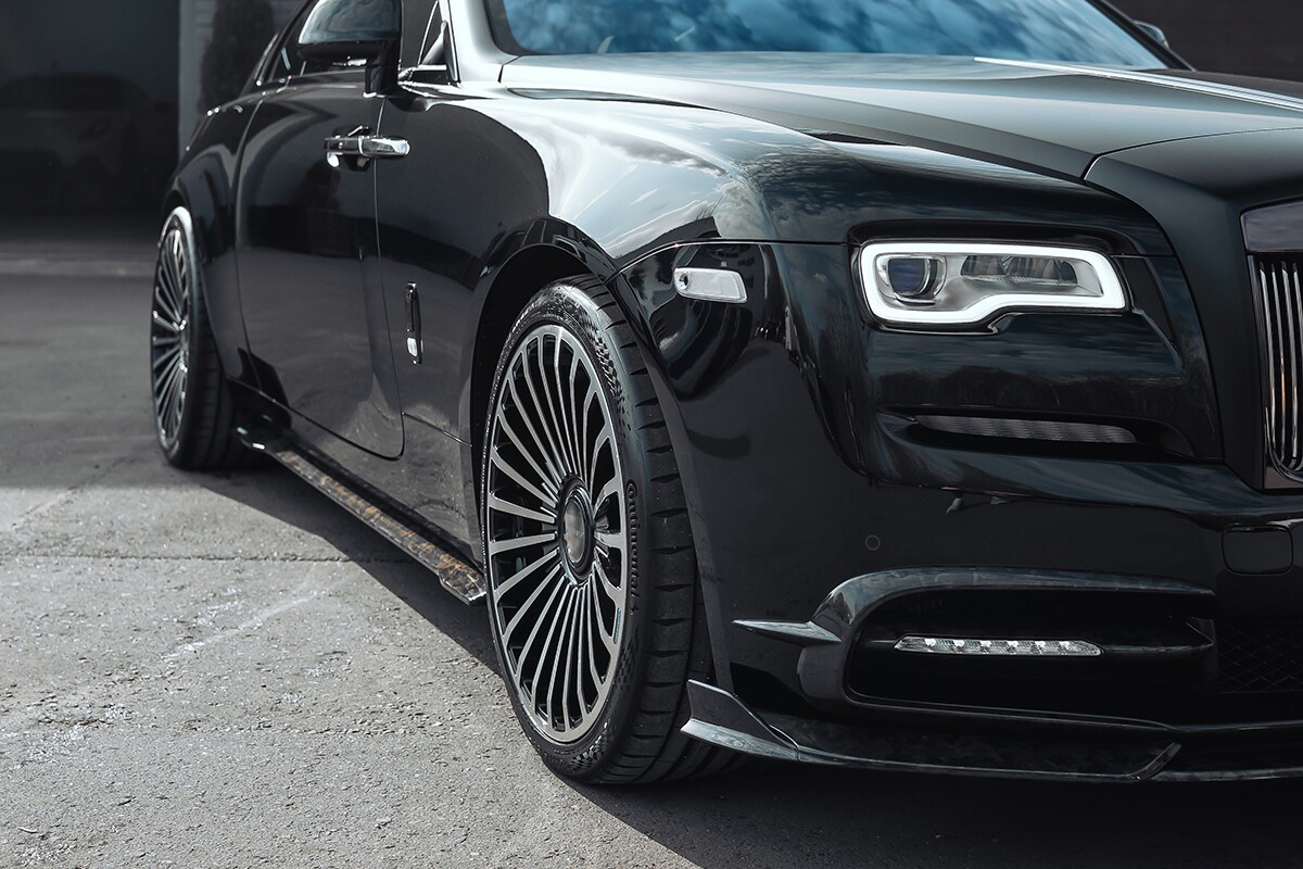 Установленный обвес Mansory Widebody Rolls-Royce Wraith